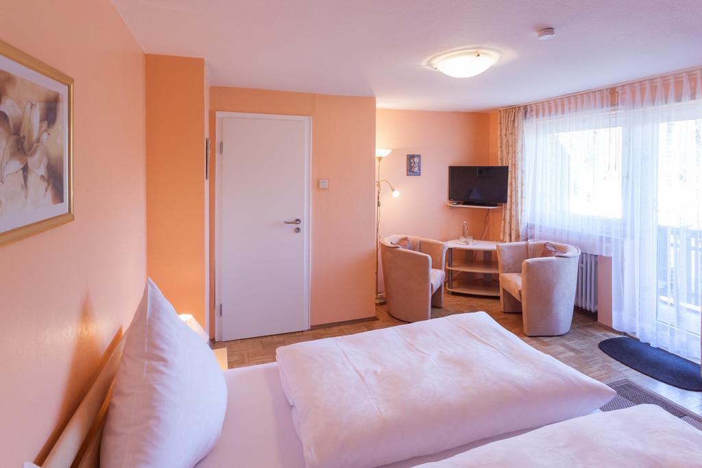 Haus Kesper-Brunen Hotel Вилинген Стая снимка